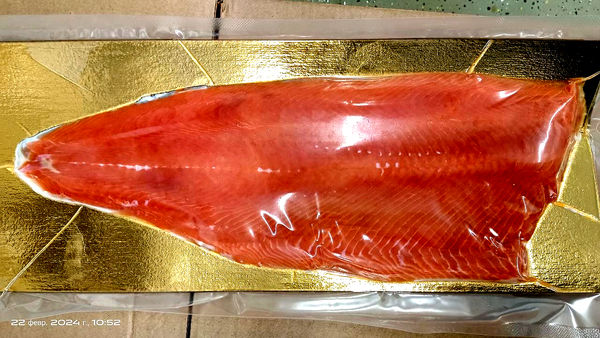 Нерка слабосоленая филе-пласт в вакуумной упаковки в Воронеже. Картинка